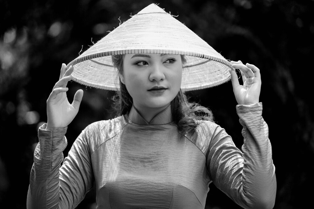 産後の抜け毛と帽子、肌荒れの関係はどのようなものですか？