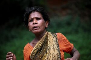 産後の抜け毛に効果的なシャンプーはドラッグストアで買える？