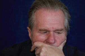 産後の生え際が薄い時に試すべき対策は？