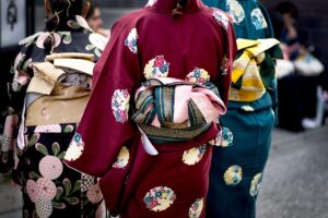 産後の抜け毛で前髪が薄い…元に戻す方法は？